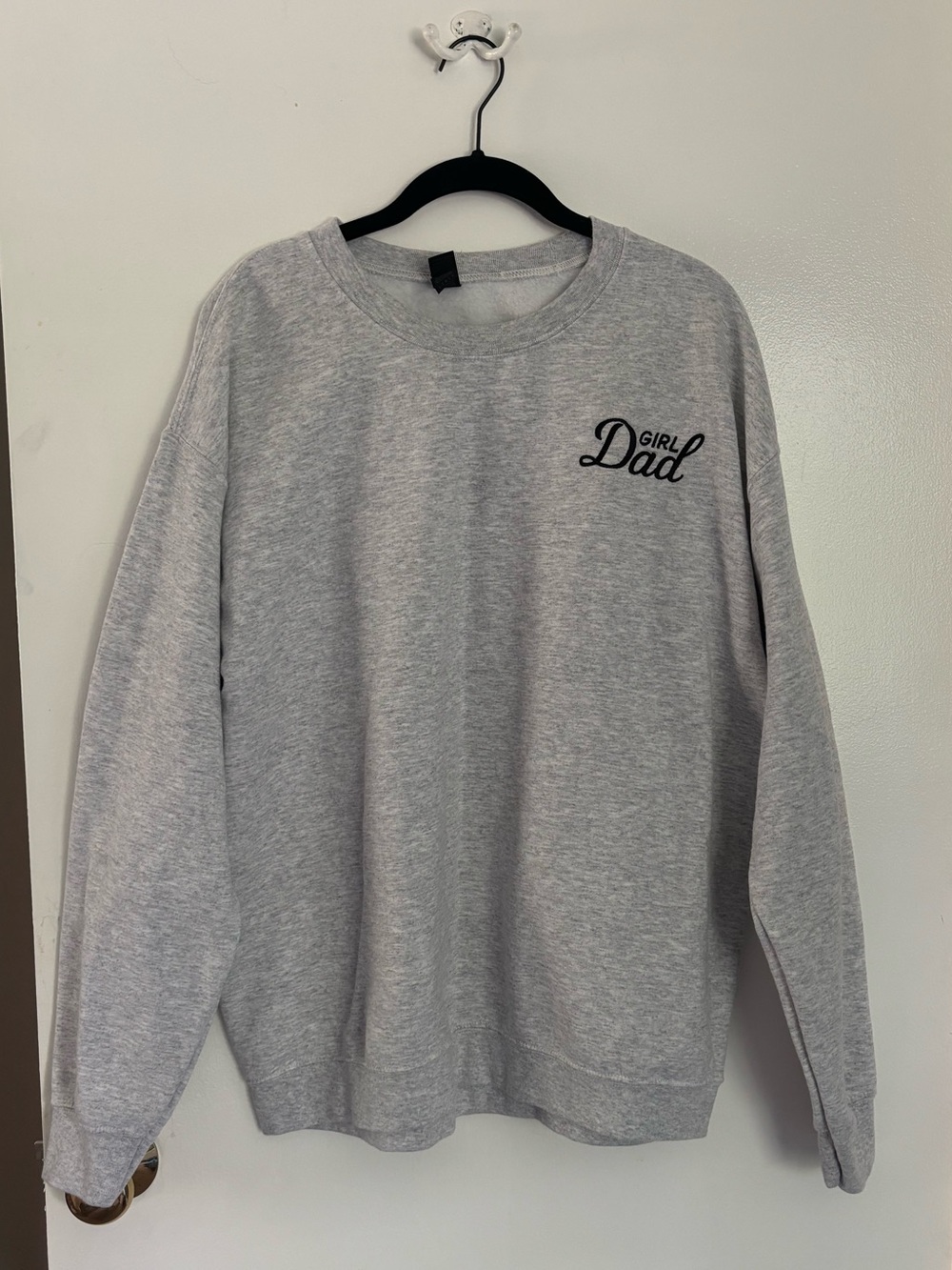 EUC Girl Dad Sweatshirt Men’s Large